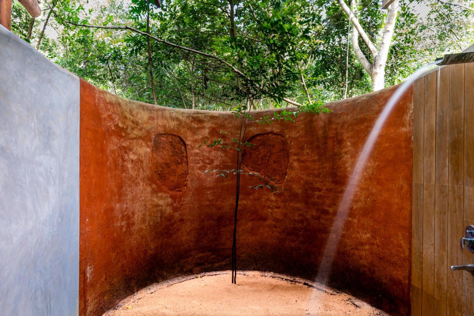Kaala Kalaththewa Luxury Eco Resort Anuradhapura Bagian luar foto